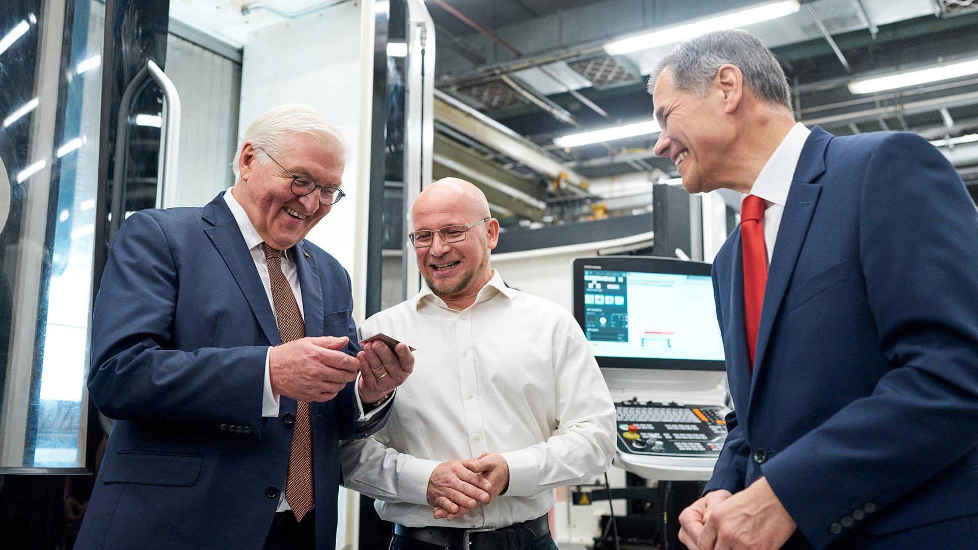 Bundespräsident Frank-Walter Steinmeier zu Besuch bei ZEISS in Jena