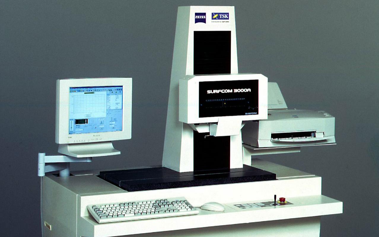 Oberflächenmessgerät von ZEISS und TSK
