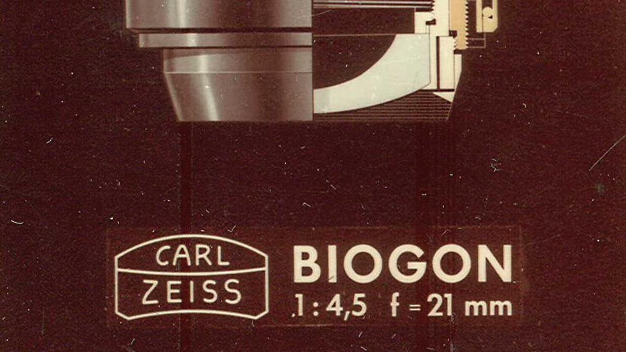 Objektiv Biogon® 1:4,5 nach Ludwig Bertele