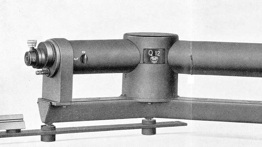 Objektiv S-Planar 10/0,28