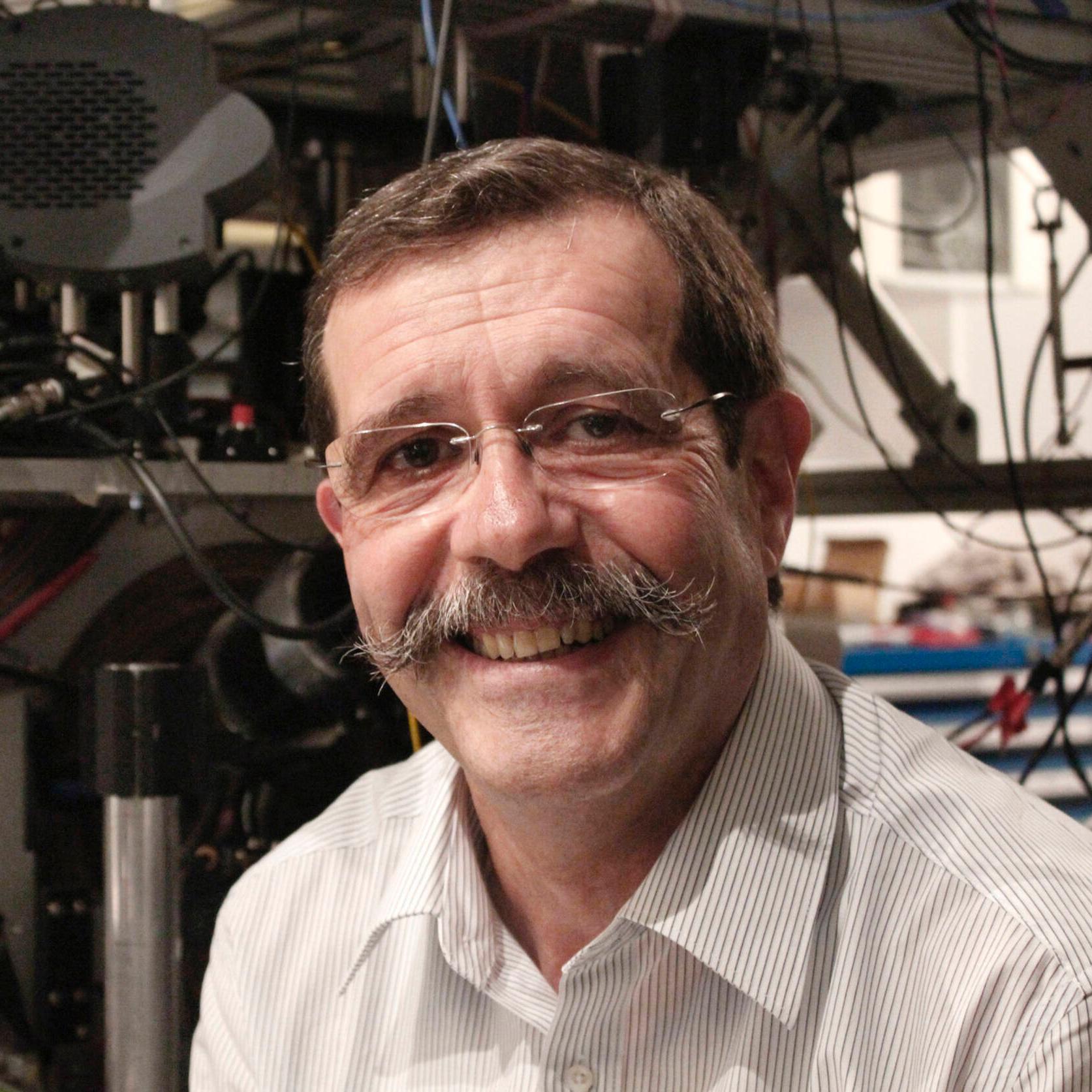Porträt von Alain Aspect