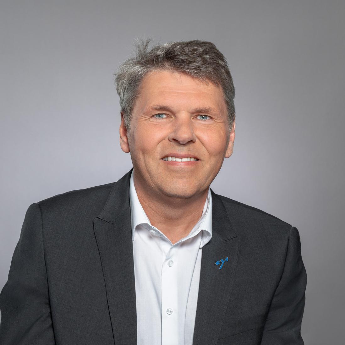 Dr. Michael Bolle