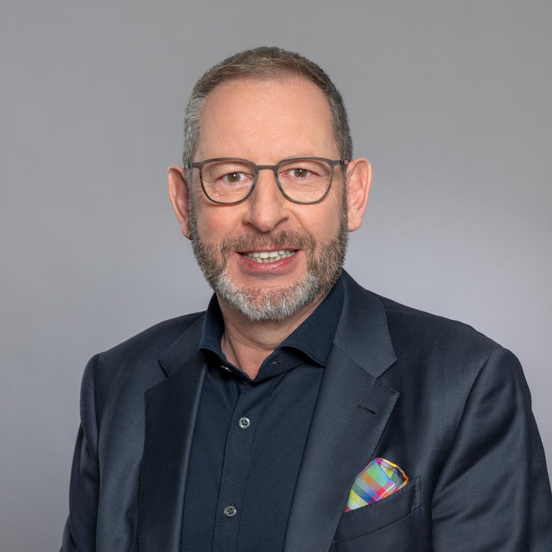 Dr.-Ing. Stefan Kampmann