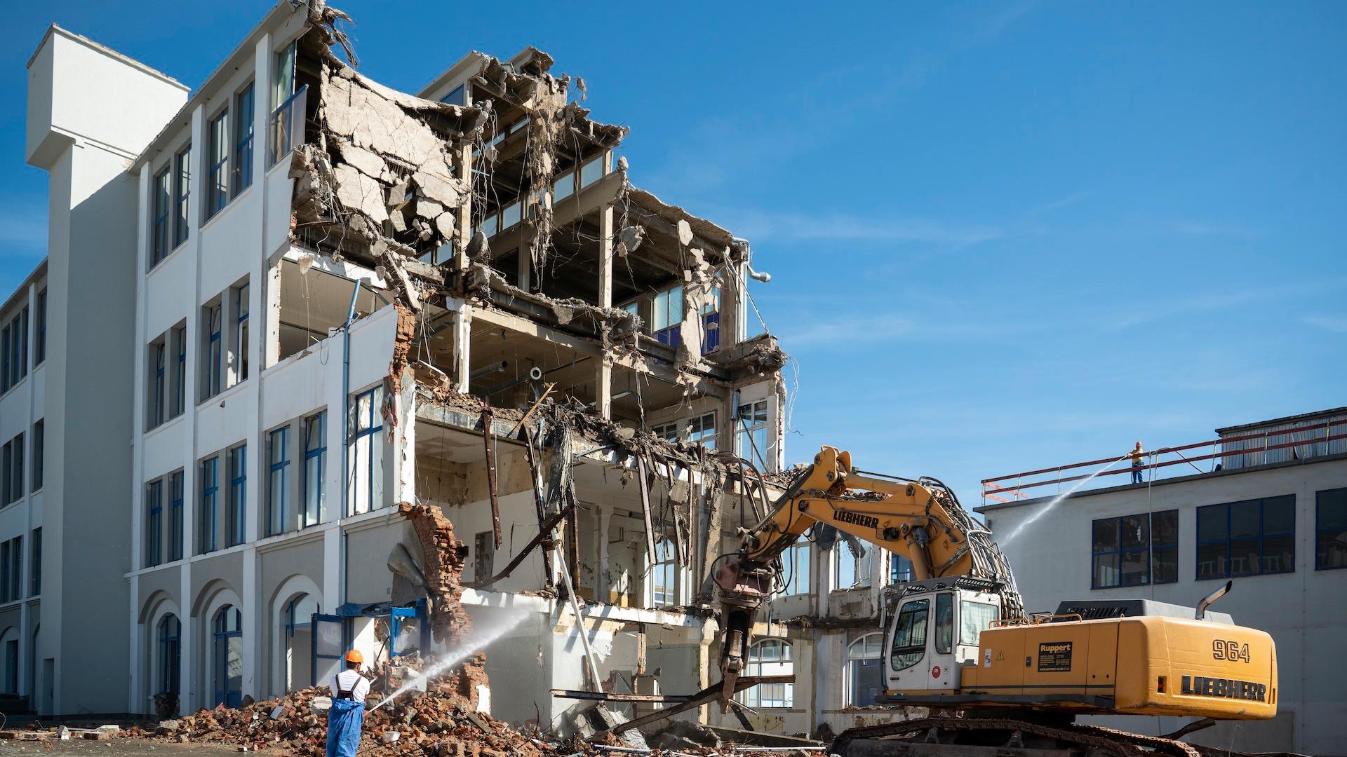 Zeitraffer zeigt Rückbau der alten SCHOTT Gebäude