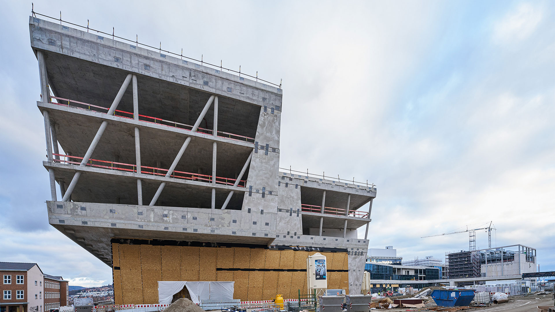 Installation Fassade Erdgeschoss