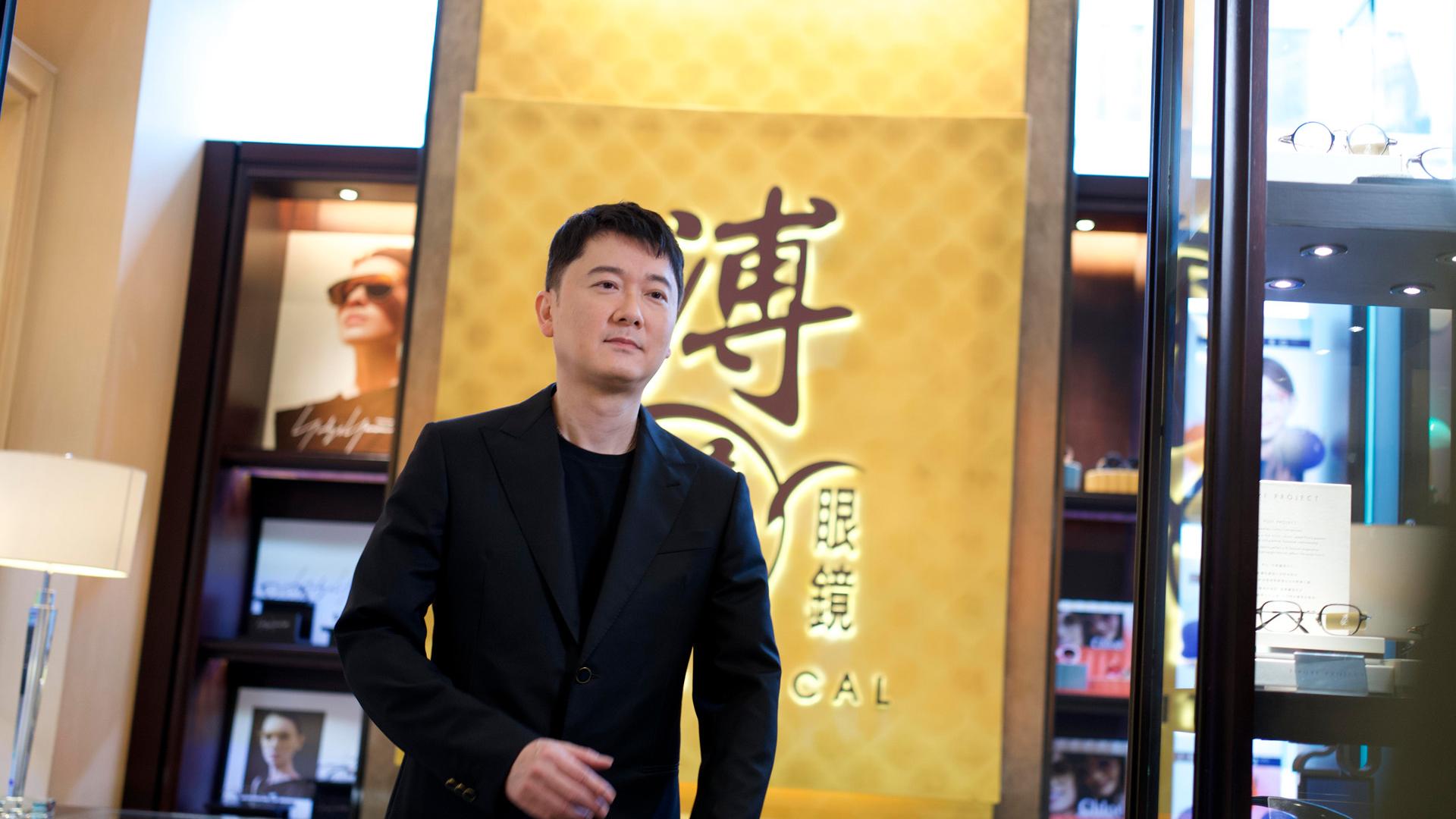 Jeffery Yau, Gründer und CEO von PUYI OPTICAL