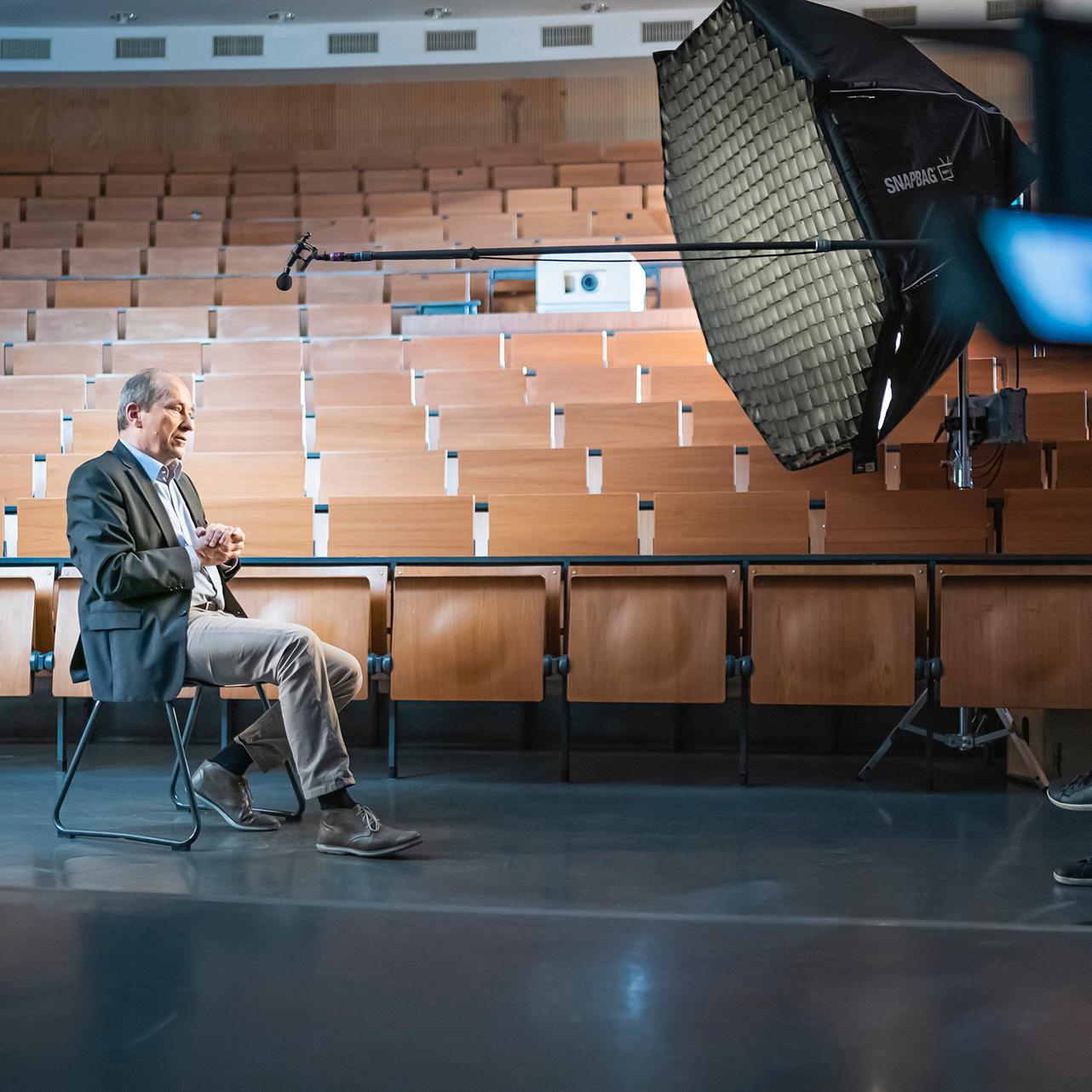 Making-of des Interviews mit Prof. Joachim Mayer, Materialwissenschaftler an der RWTH Aachen.