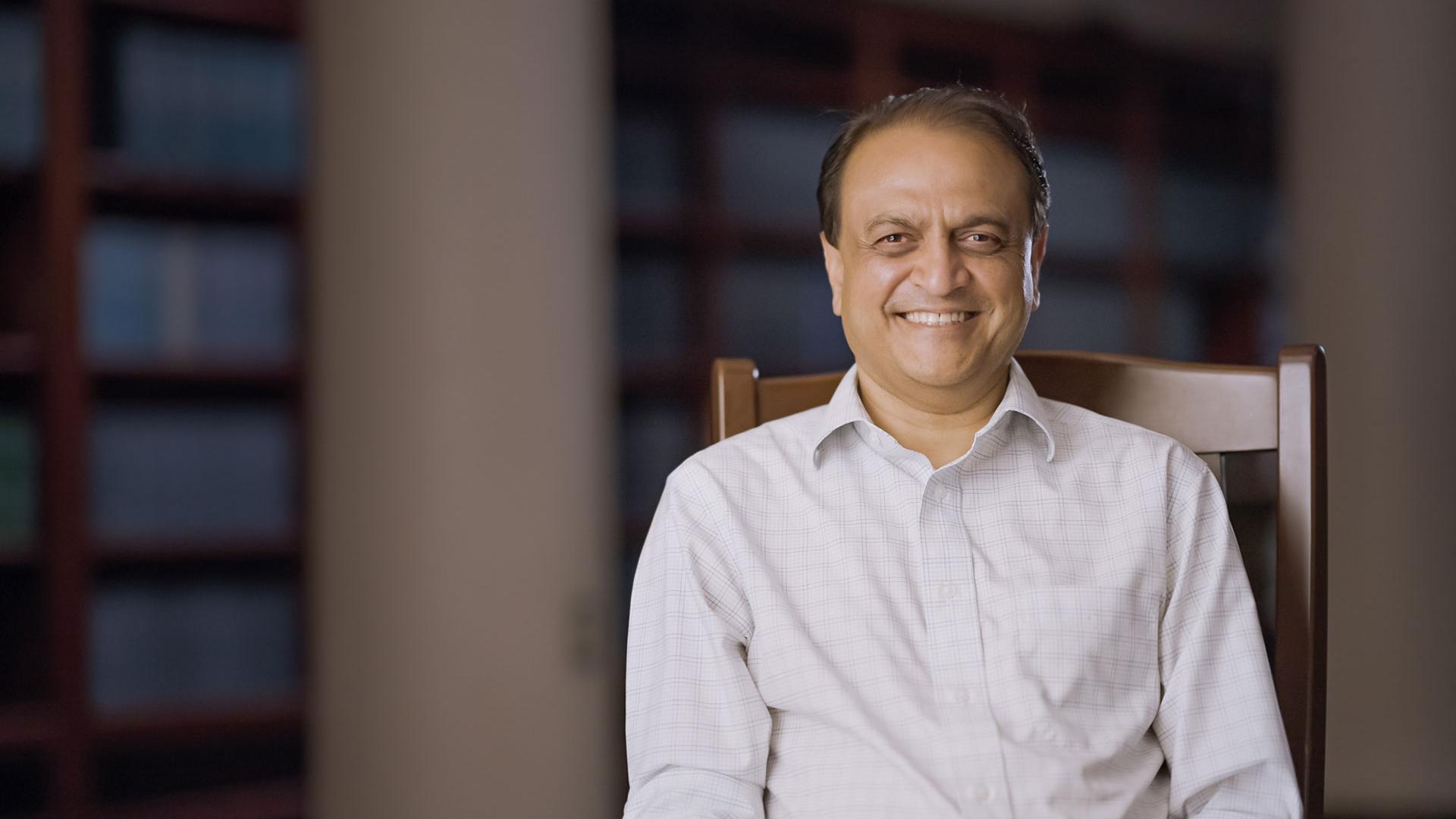Interview mit Nipam Patel, Ph.D., Entwicklungsbiologe und Direktor des Marine Biological Laboratory der University of Chicago.