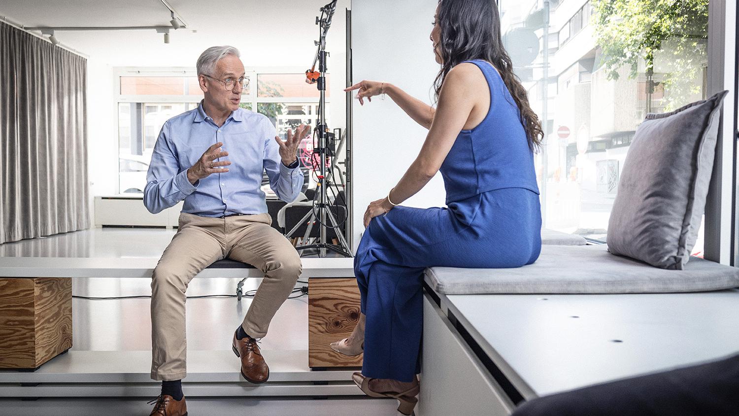 Dr. Christoph Zaczek im Gespräch mit Sophia Tran