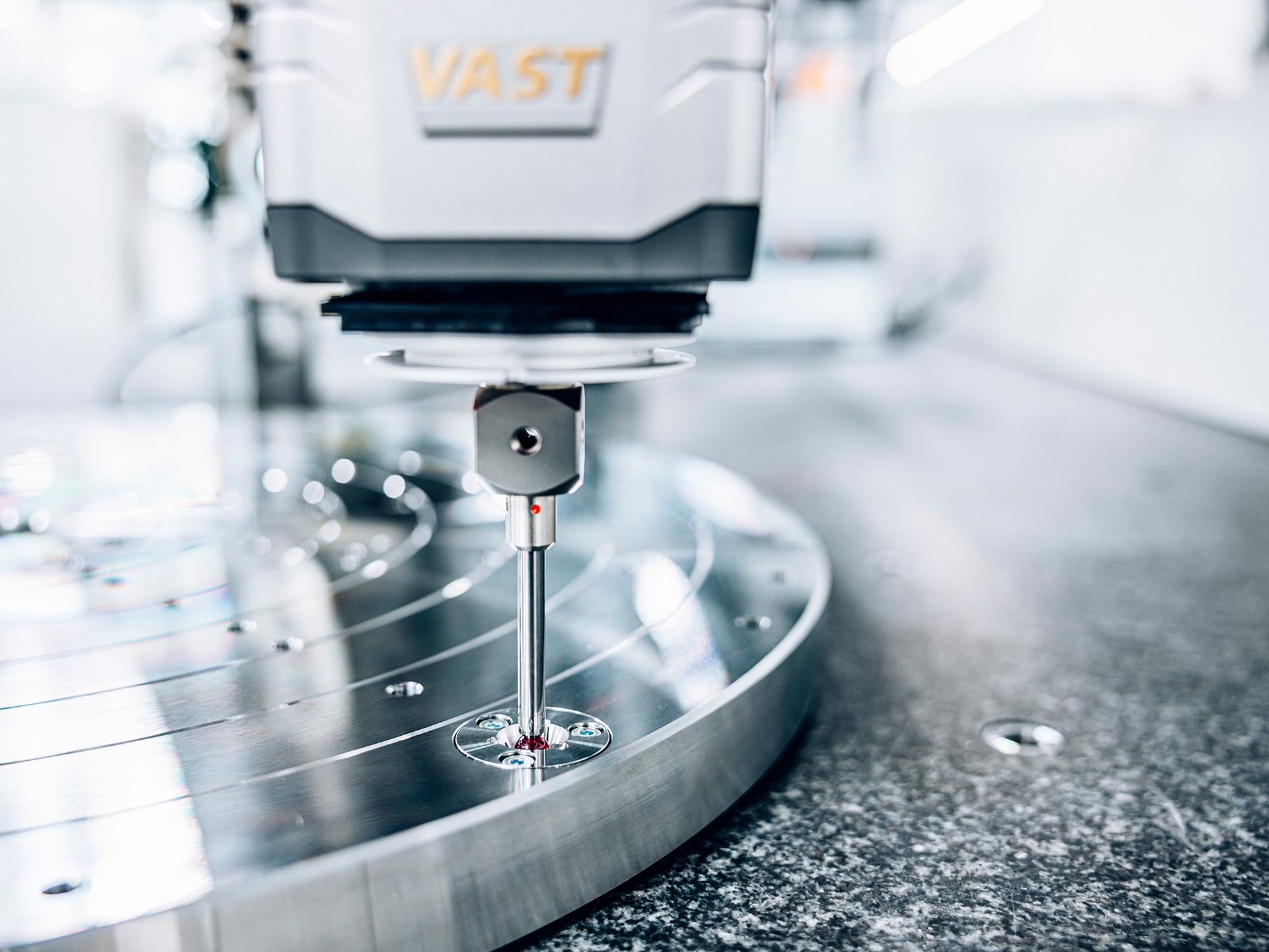 Definition der Drehtischachse durch ZEISS VAST Rotary Table Axis (ZVRA)​