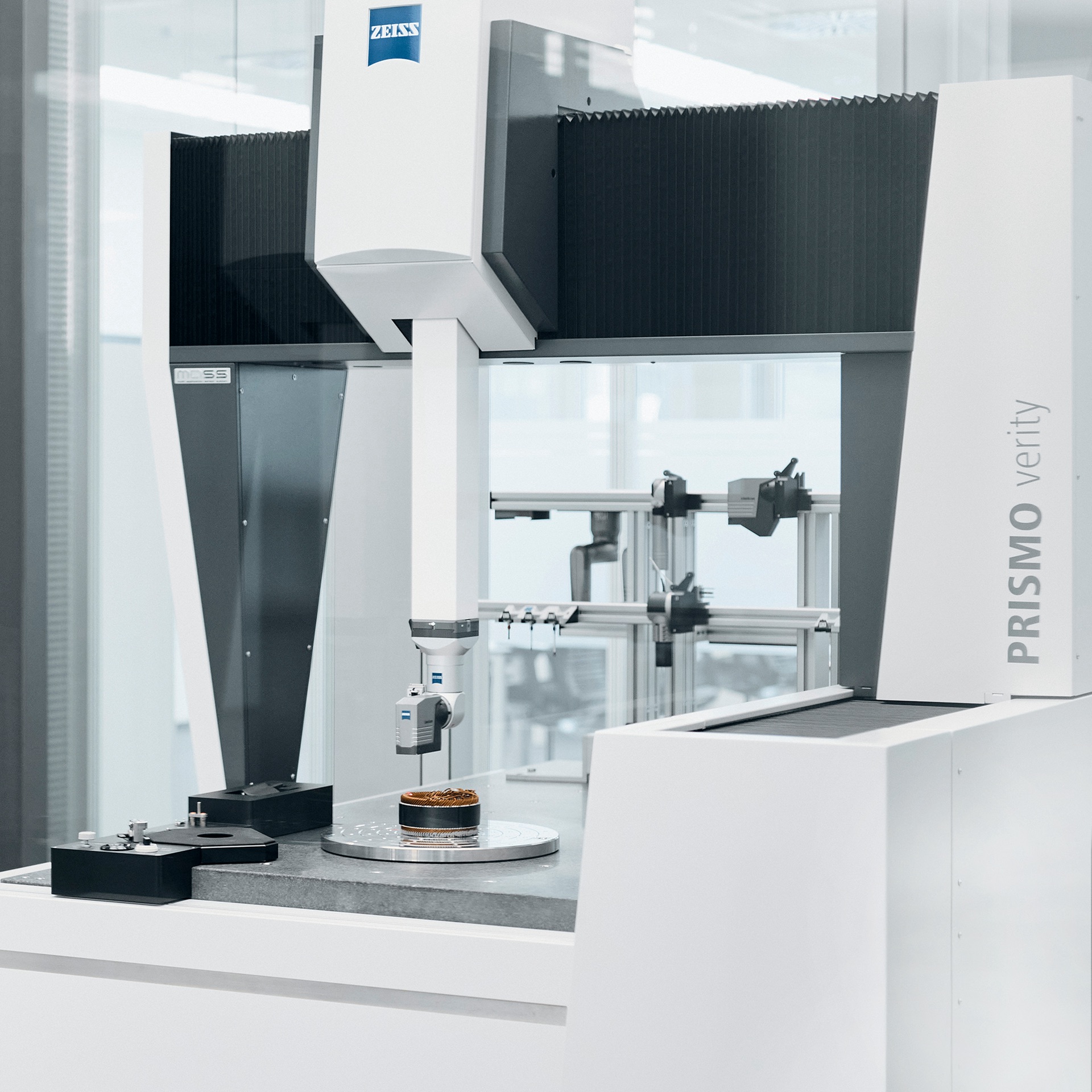 ZEISS PRISMO verity​
