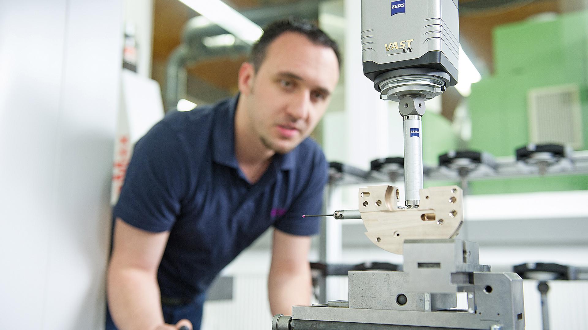 ZEISS VAST XTR gold - Probe with integrated rotary axis