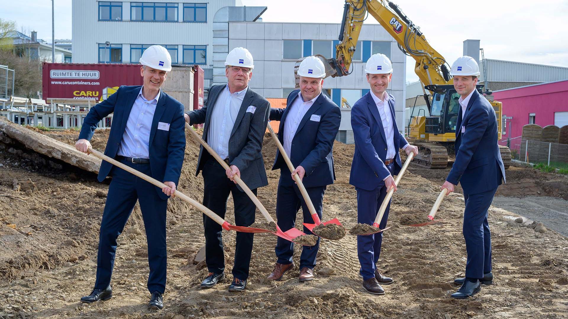 Spatenstich für den ZEISS Erweiterungsbau in Roßdorf