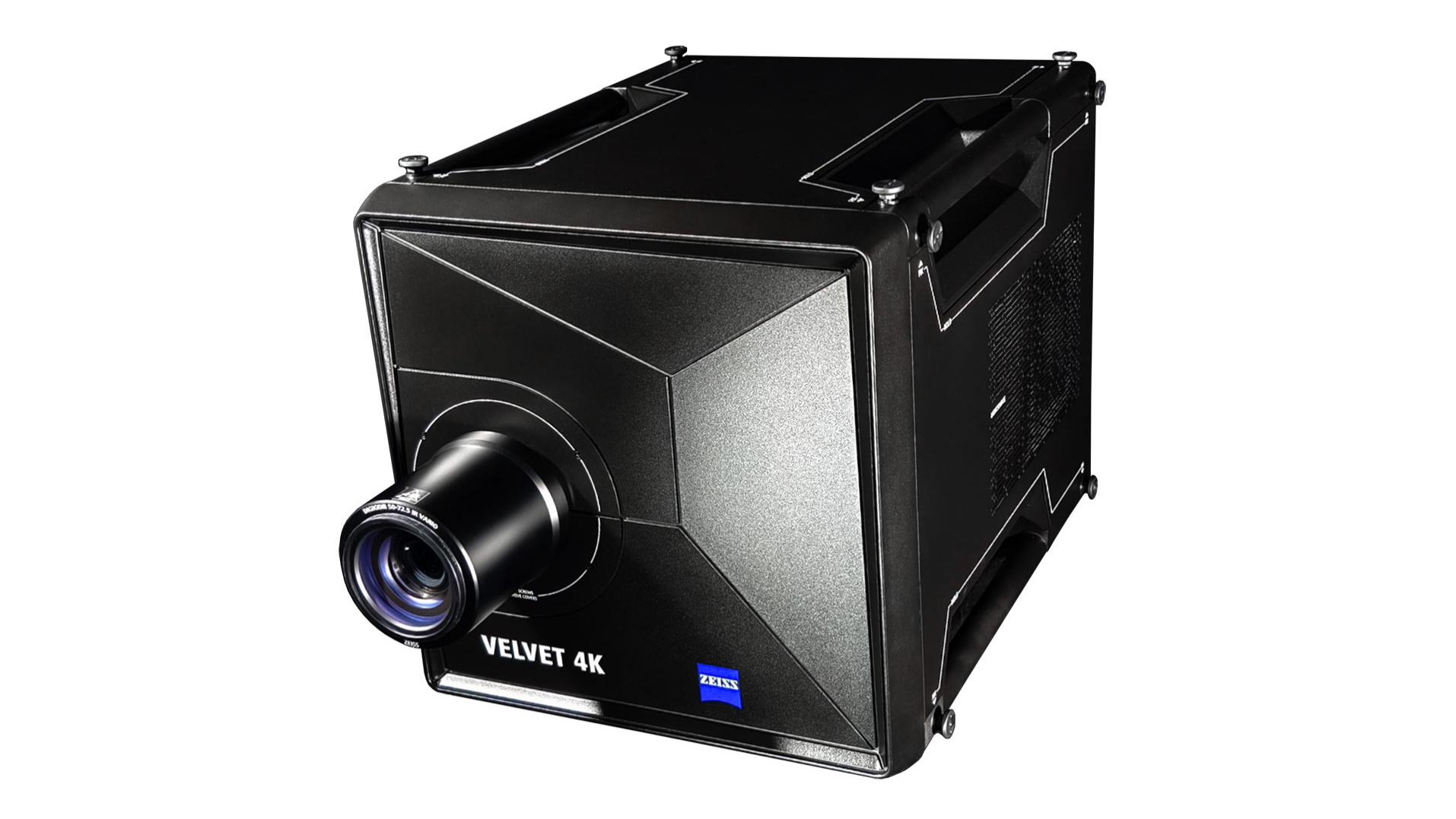 Die Frontansicht des ZEISS VELVET 4K.