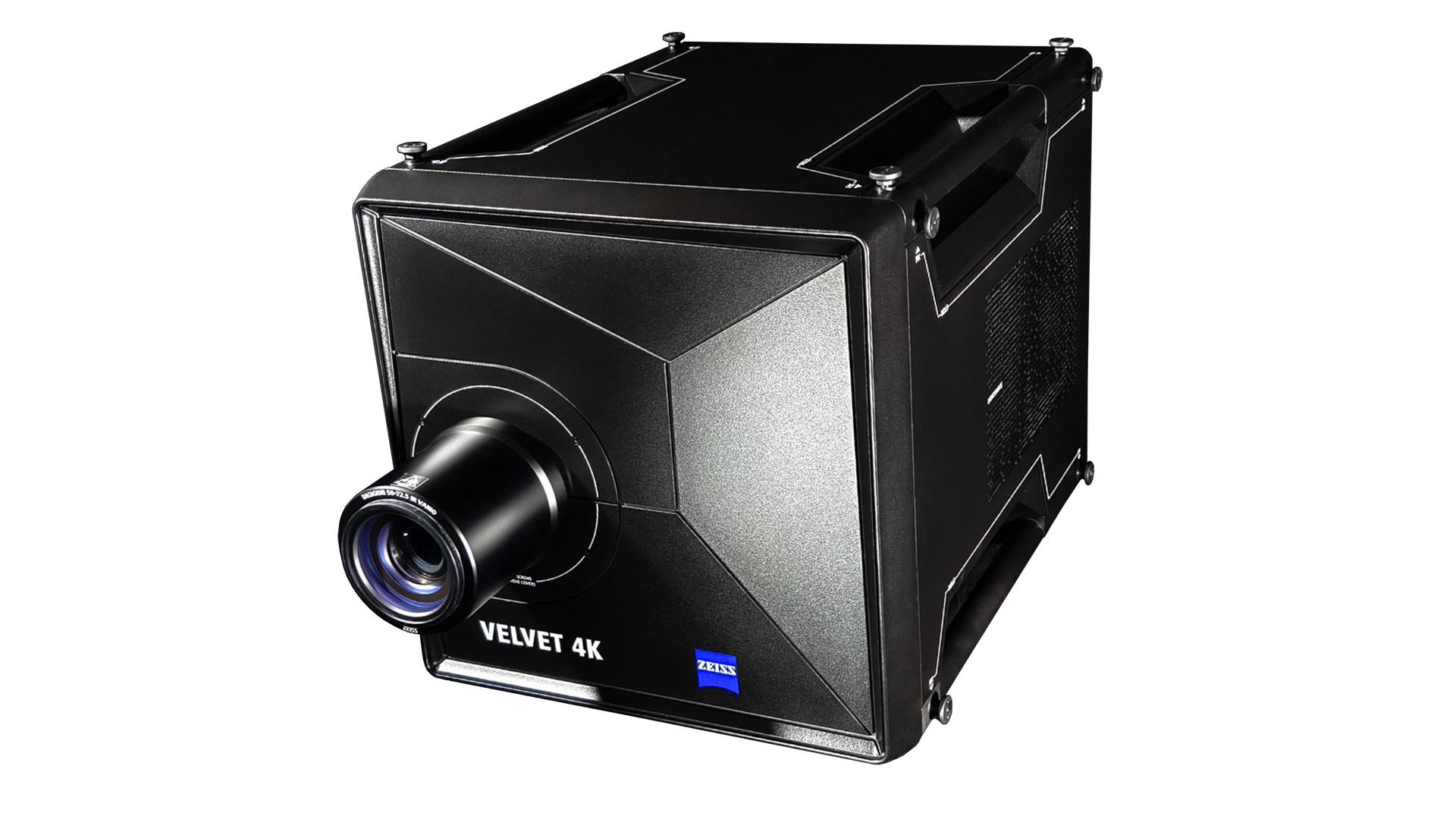Die Frontansicht des ZEISS VELVET 4K.