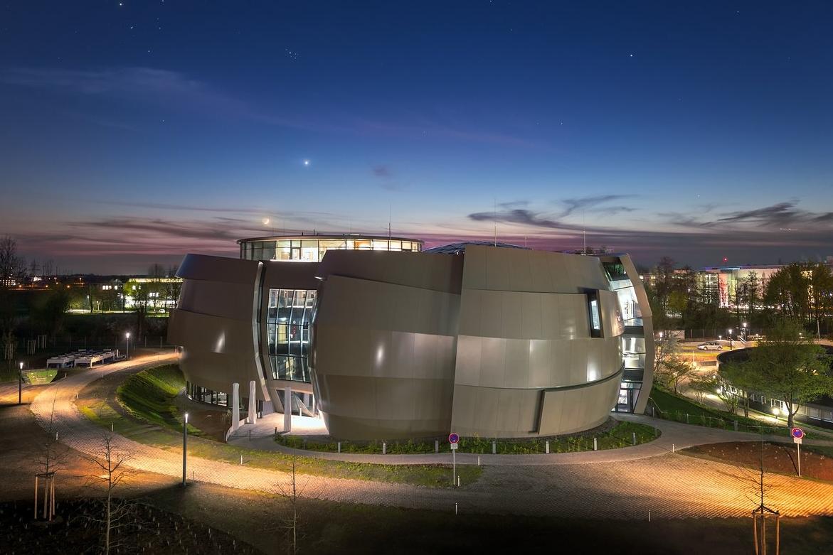 Gebäude ESO Supernova Garching 