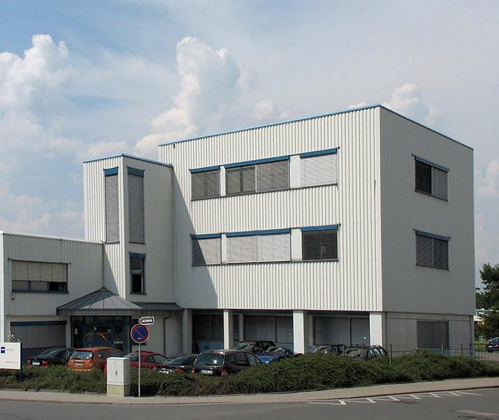 Gebäude der ZEISS Semiconductor Mask Solutions in Roßdorf