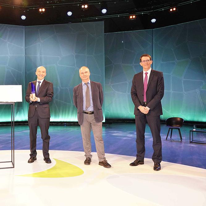Übergabe des Deutschen Zukunftspreises 2020 vom Frank-Walter Steinmeier an das Team von ZEISS SMT für die EUV-Technologie
