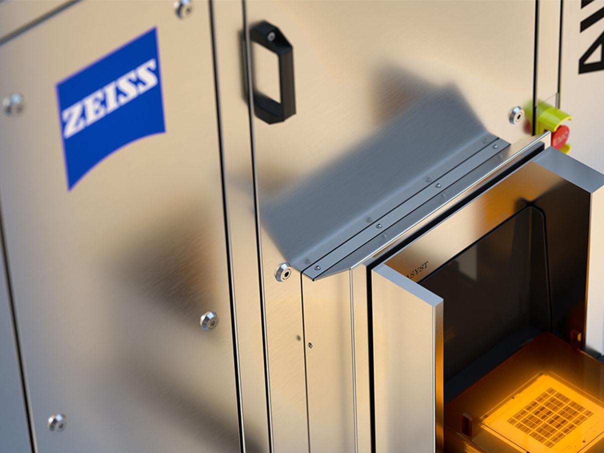 Eine Fotomaske in einem ZEISS AIMS Gerät