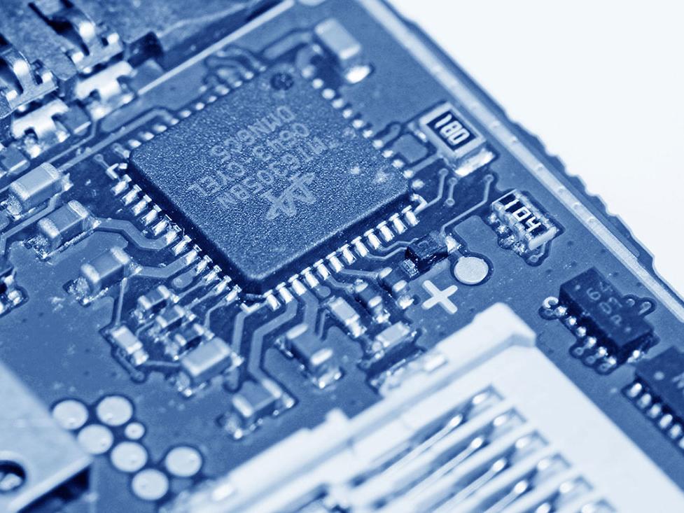 Ein Mikrochip in einem Elektrogerät