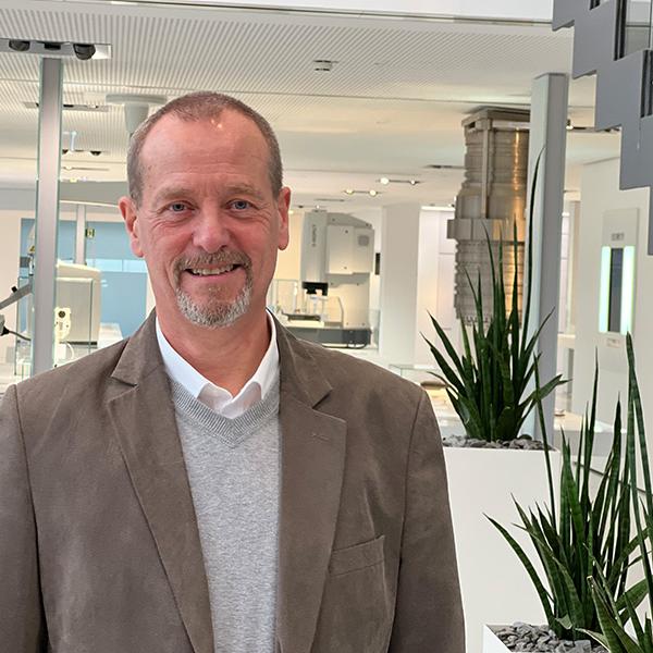 Portrait von Dr. Andreas Knipp