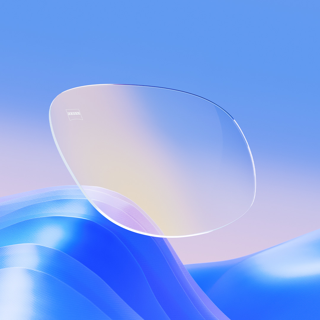 Kristallklare Brillengläser durch die ZEISS DuraVision Gold UV Beschichtung mit einem dezenten goldenen Schimmer.