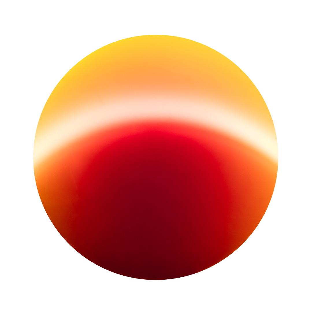 ZEISS DuraVision Mirror in Rot mit verblassendem orangen Farbton im oberen Brillenglasbereich.