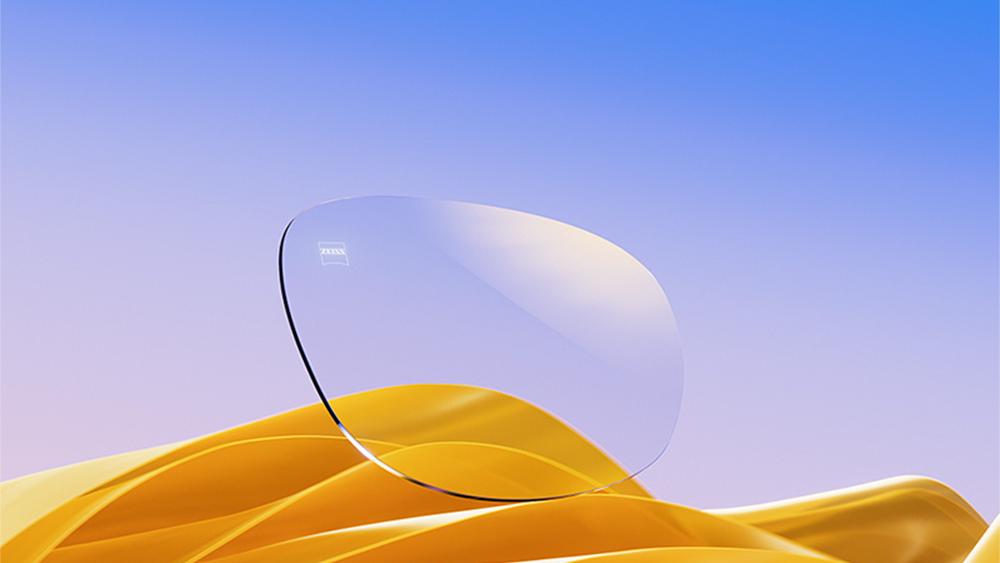 Brillenglas mit ZEISS DuraVision Gold UV Antireflexbeschichtung.