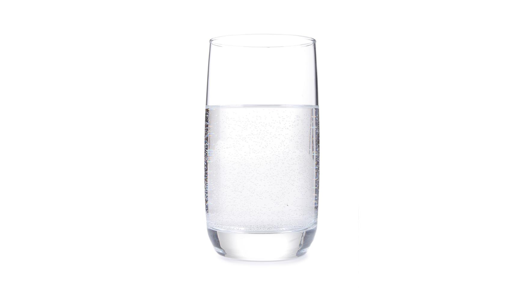 Dass Wasser nach dem Einsatz in der Fertigung wieder aufbereitet und gereinigt wird, ist selbstverständlich. Parallel arbeitet ZEISS Vision Care kontinuierlich daran, überhaupt immer weniger Wasser einsetzen zu müssen.