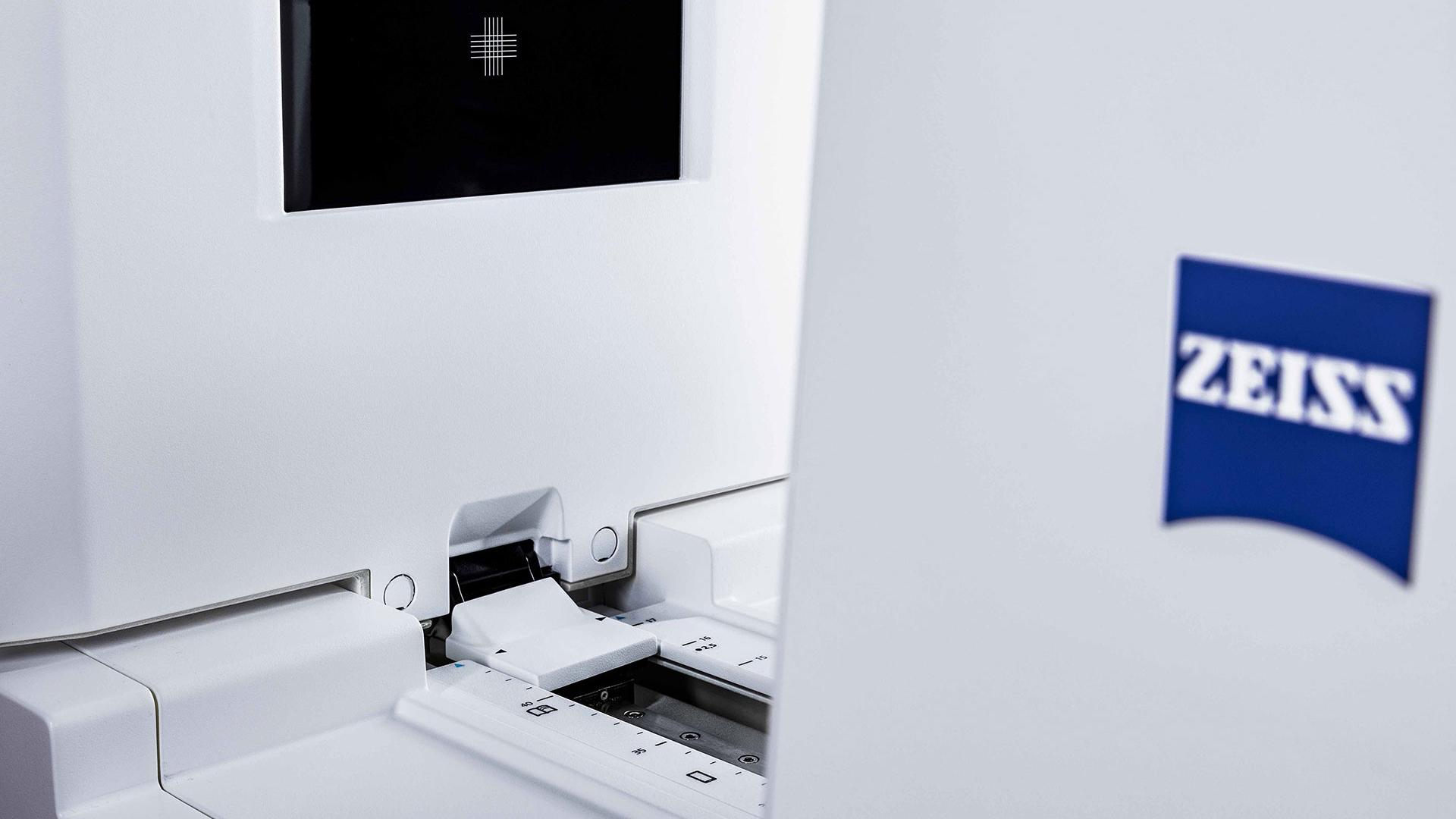 Integrierte digitale Vision Chart im ZEISS VISUCORE 500