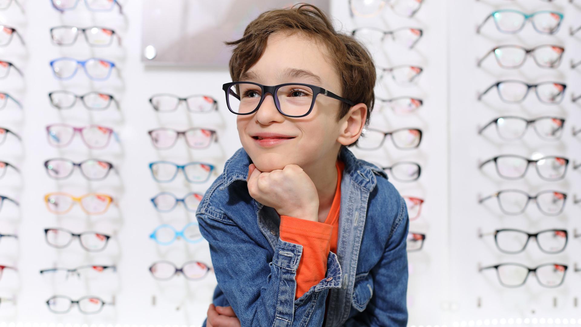 Die richtige Brillenfassung für Kinder