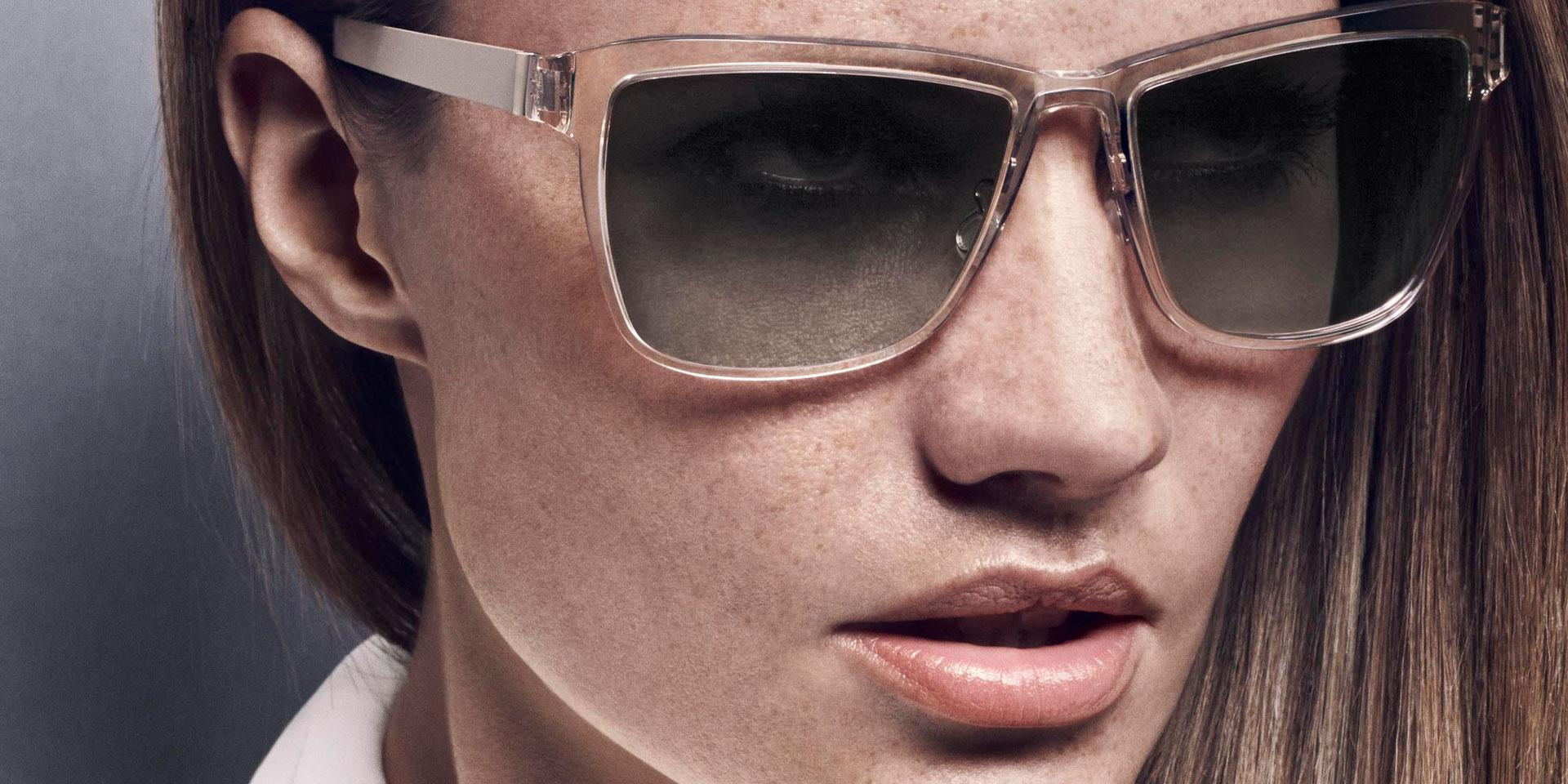 Schlichtheit und Eleganz: LINDBERG Brillenfassungen und ZEISS Sonnenbrillengläser – ein Sommer-Hit