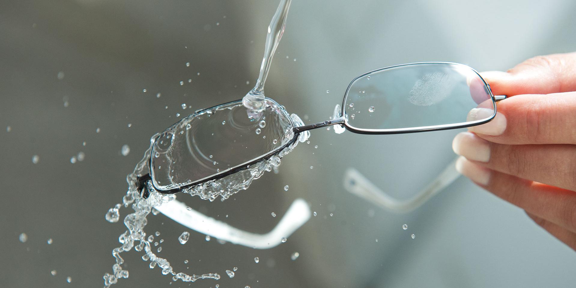 Zehn Tipps rund um Brillenglasveredelungen