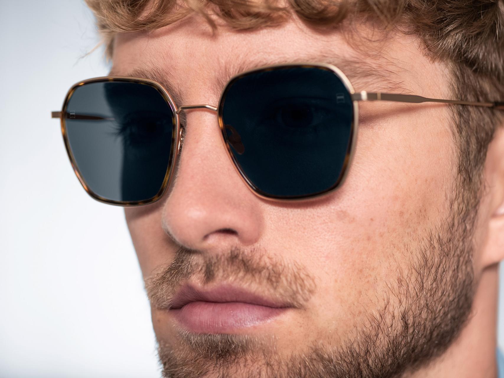 Selbsttönende Brillengläser – effektiver Sonnenschutz, kein Brillenwechsel