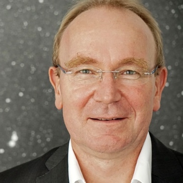 Dr. Ulrich Simon 