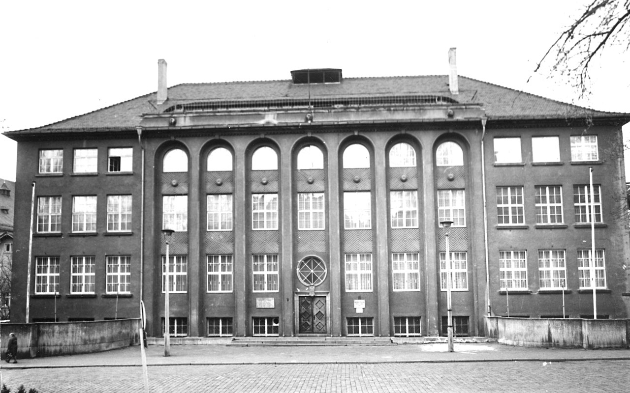 Fachschule für Augenoptik Jena.