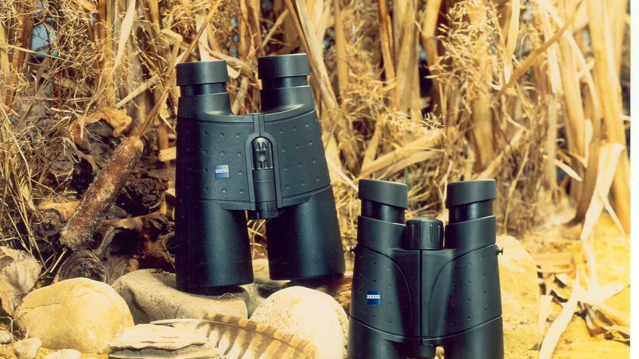 Lancierung der Ferngläser Victory 8/10x40 und 8/10x56.