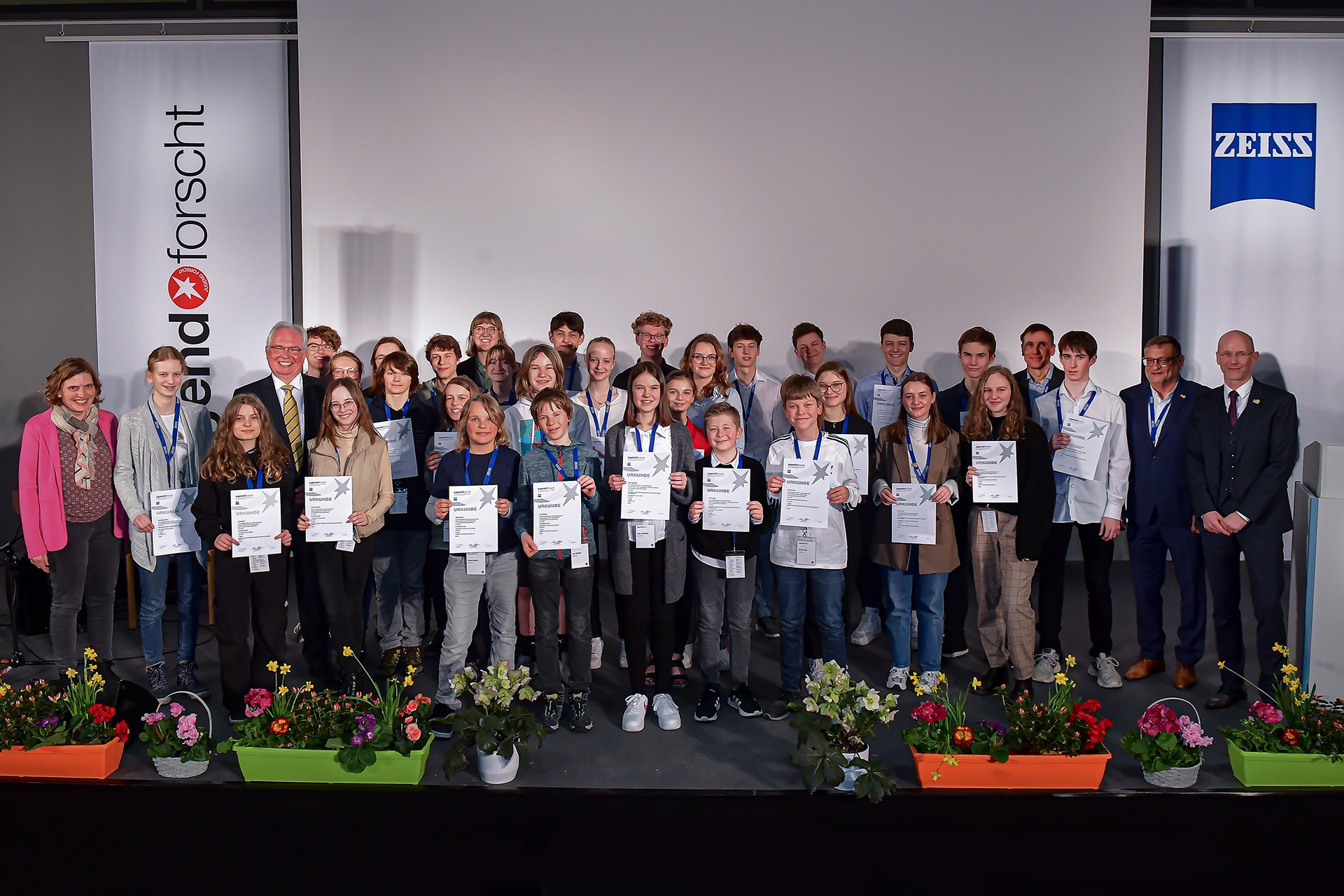 Virtueller Regionalwettbewerb Jena von Jugend forscht bei ZEISS