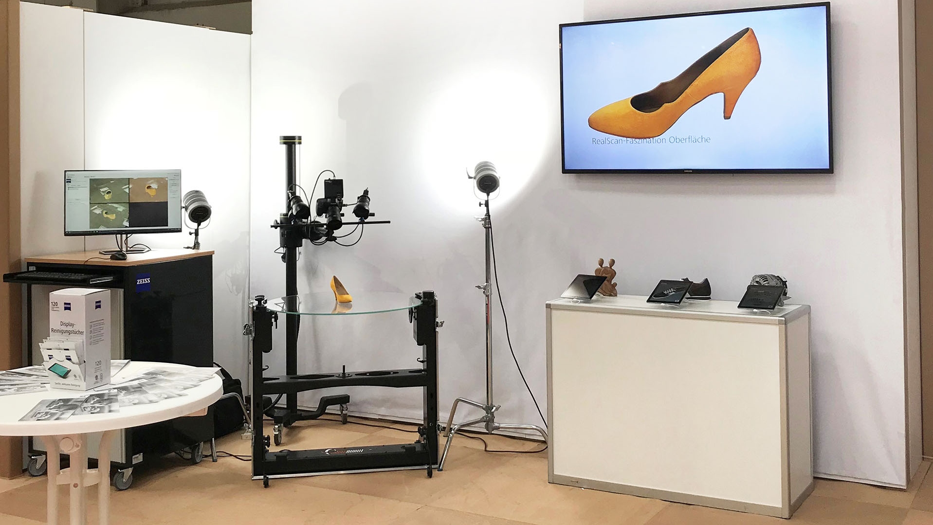 Fotorealistische 3D-Modelle: ZEISS präsentiert auf der Hannover Messe seinen ersten 3D-Scanner und 3D-Scan-Dienst.