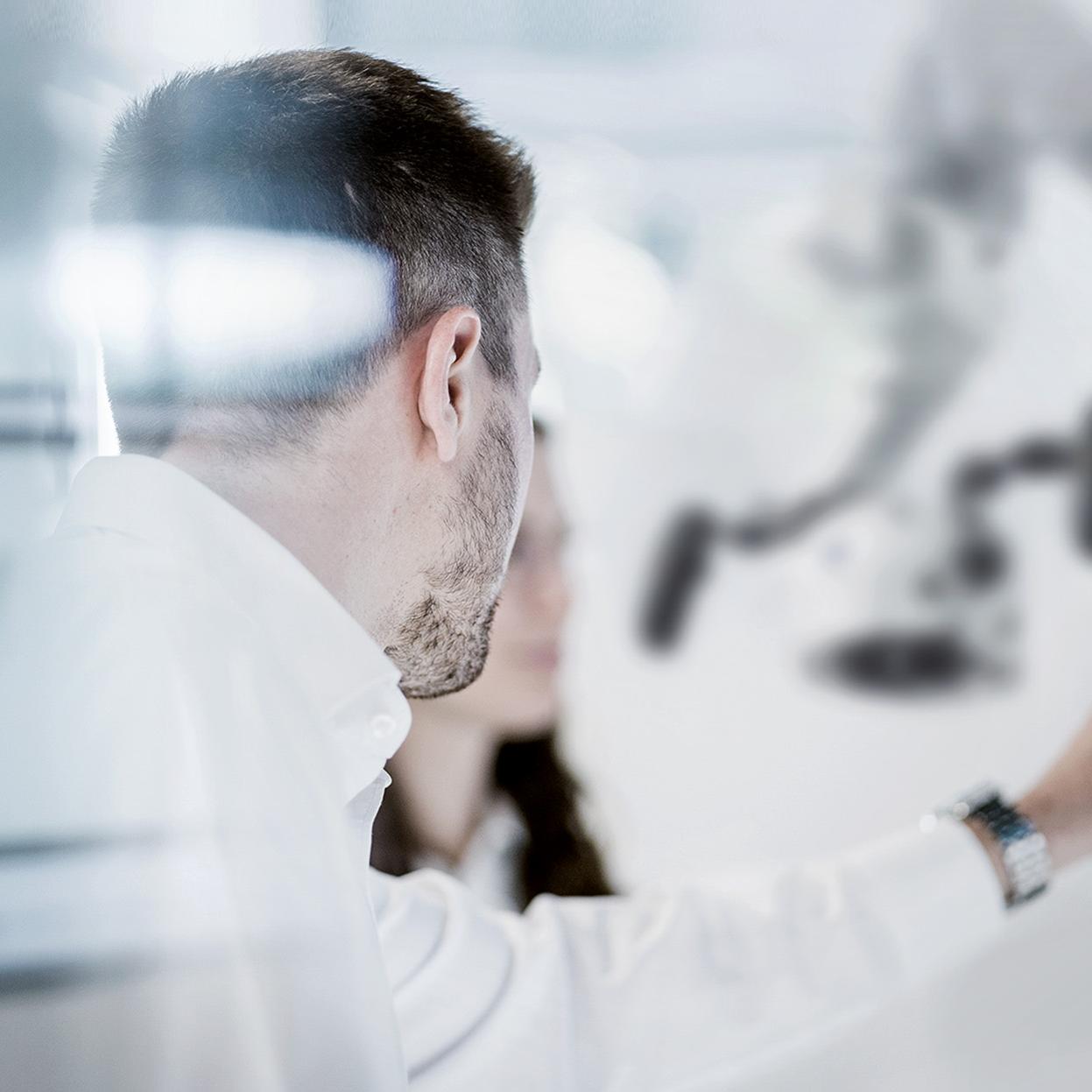 Wie können agile Methoden in der Entwicklung medizinischer Software in regulierten Umgebungen angewendet werden?